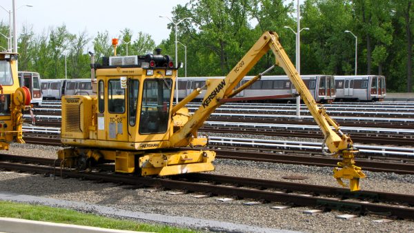 Railroad crane