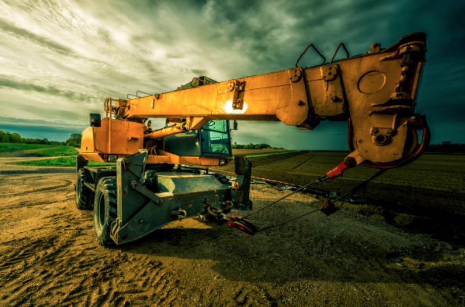 Top 8 Popular Mobile Crane Types for Construction Industry
