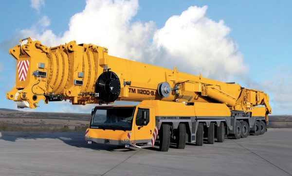 world's largest crane