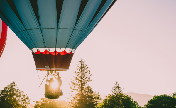 Fly in a hot air clearance balloon